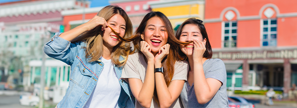 Varian Baru Emeron Lovely White UV, Kulit Cerah Dalam 7 Hari!